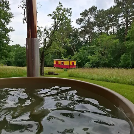 Roulotte Belle Des Prés Sigalens